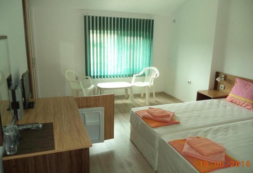 پانسیون Sveti Georgi Guest House