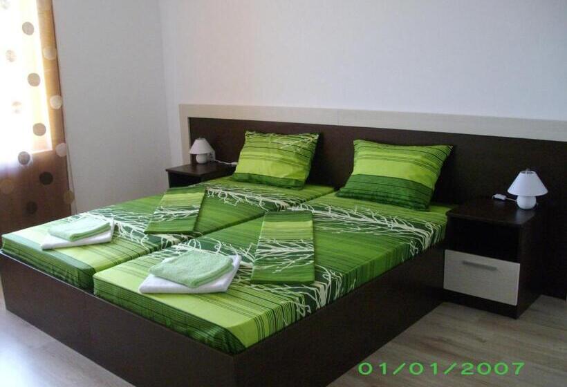 پانسیون Sveti Georgi Guest House