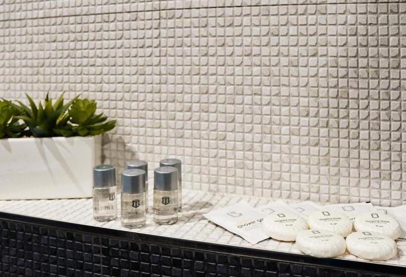 پانسیون U šípků