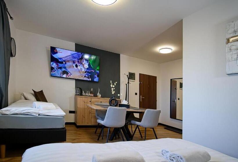 پانسیون U šípků