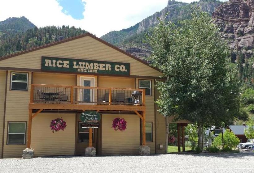 Portland Park Suites