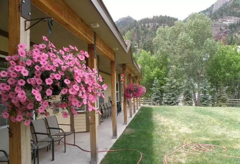 Portland Park Suites