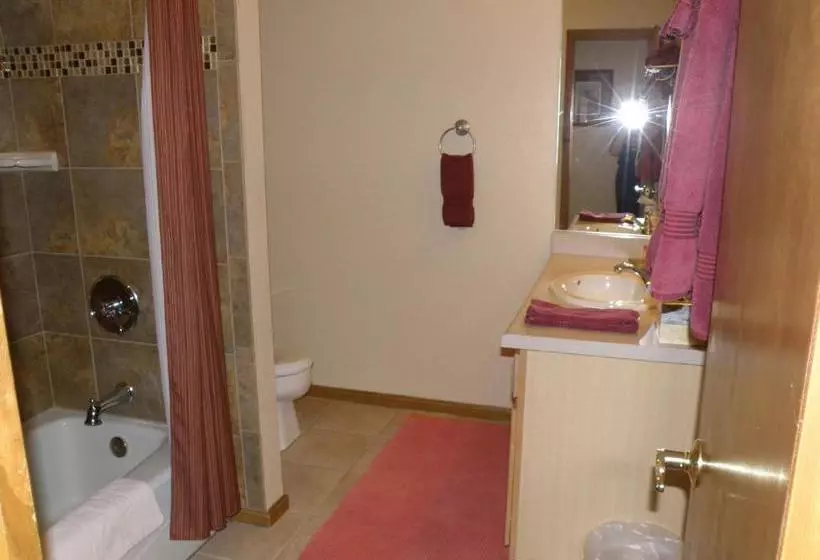 Portland Park Suites