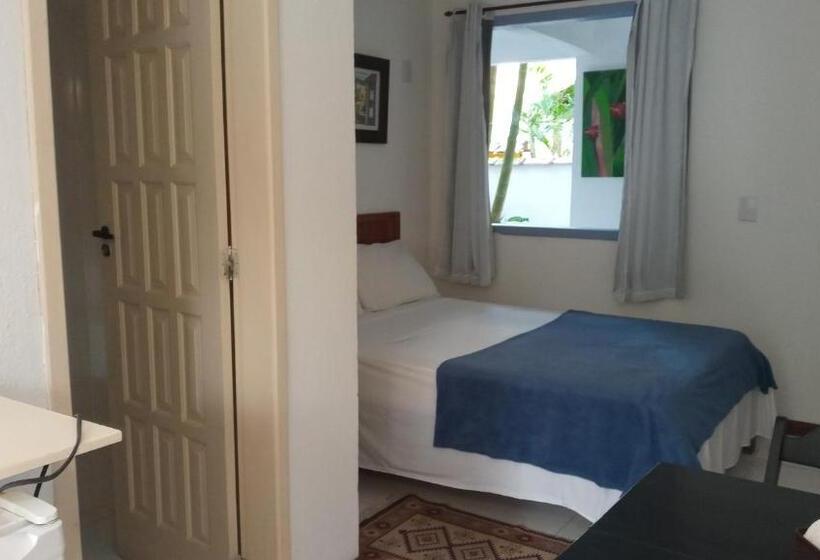 ベッドアンドブレックファースト Pitanga Ilha Grande