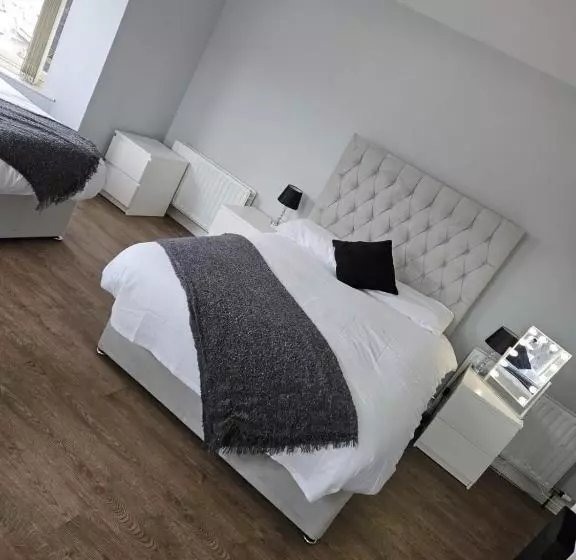 Retkeilymaja Laverty S   The Black Bull Inn