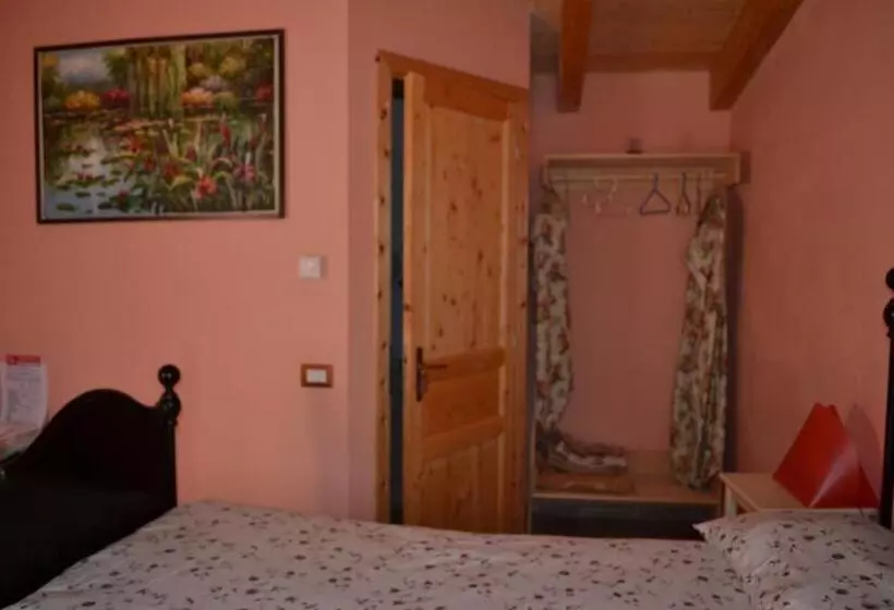 ホテル Cascina Trapella