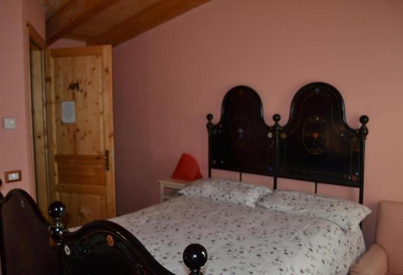 בית מלון כפרי Cascina Trapella