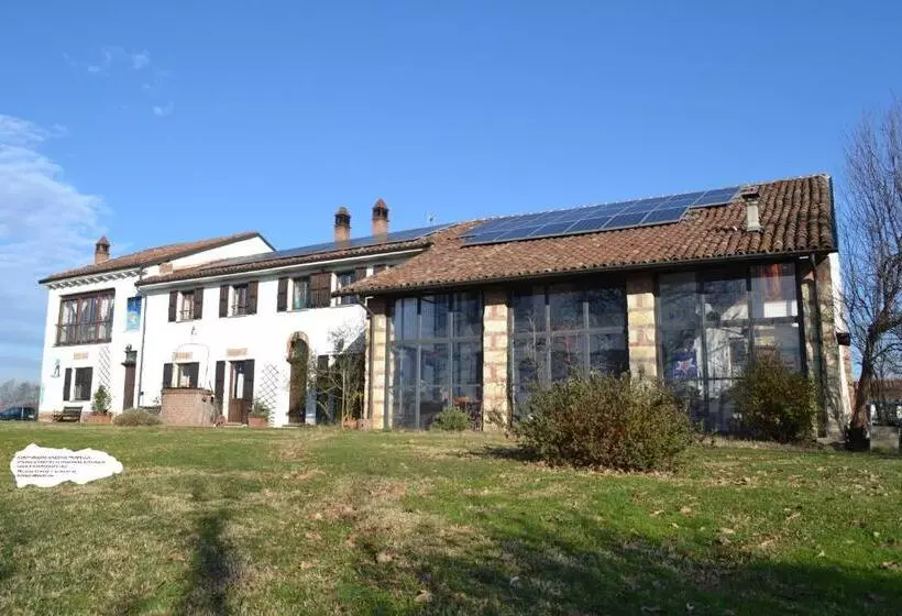 ホテル Cascina Trapella