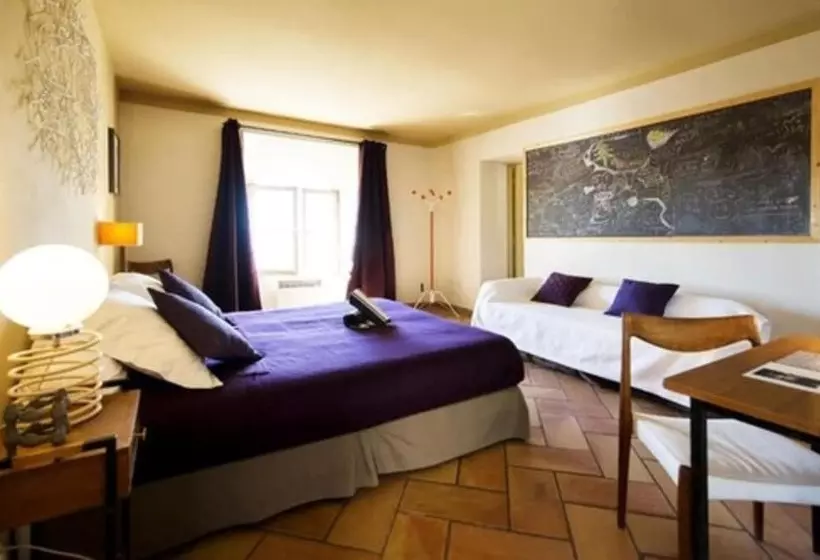 Majatalo Castel Pierre Lisse