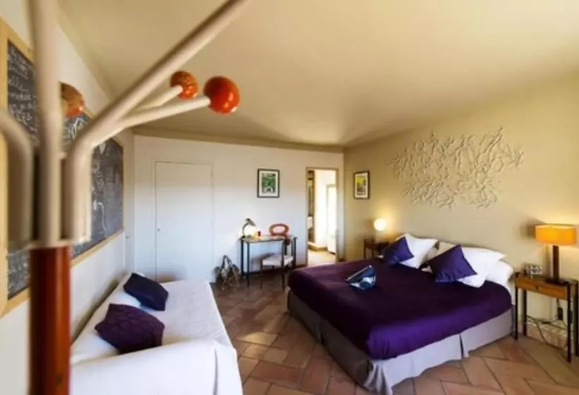 Majatalo Castel Pierre Lisse