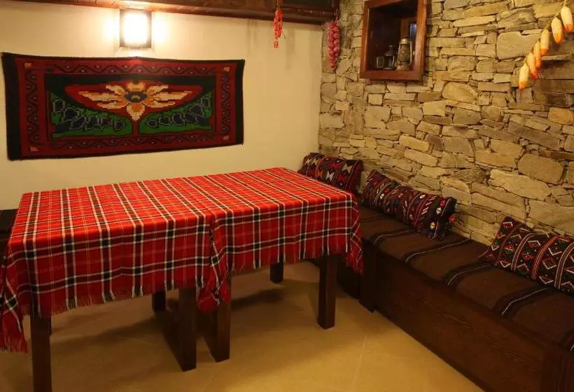 پانسیون Guest House Koncheto