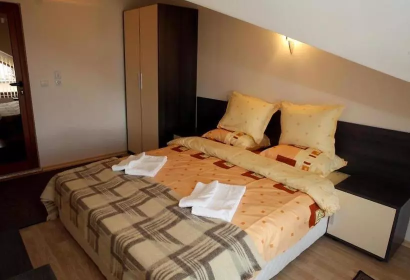 پانسیون Guest House Koncheto