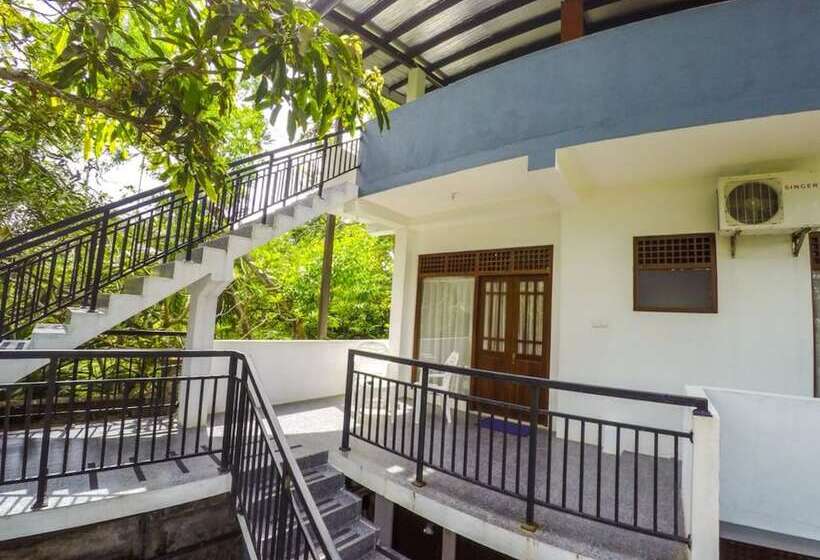 פנסיון Horizon Inn By Oceanlife Surf Stay