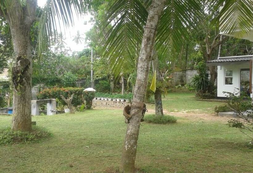 פנסיון Horizon Inn By Oceanlife Surf Stay