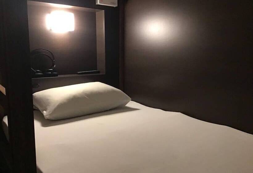 מלון כמוסות Carna A