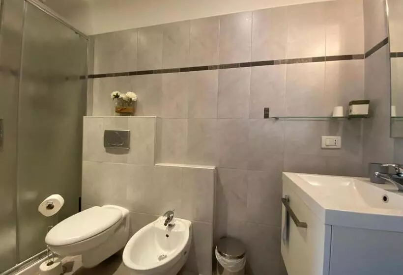 پانسیون Locanda Nelia Guest House