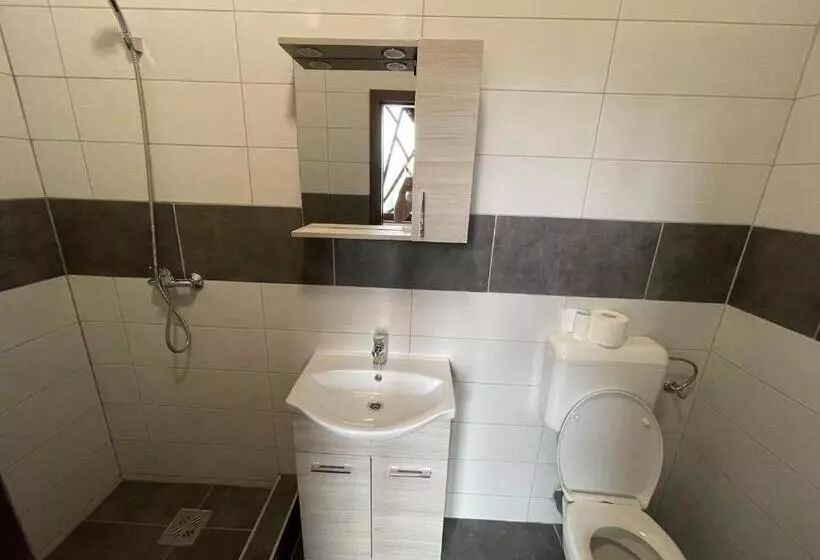 پانسیون Tulipán Vendégház
