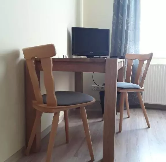 Majatalo Gasthof Lindenkrug