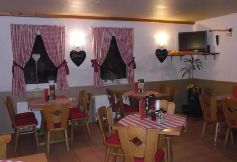 Majatalo Gasthof Lindenkrug