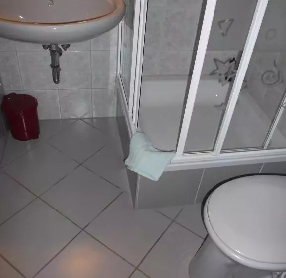 Majatalo Gasthof Lindenkrug