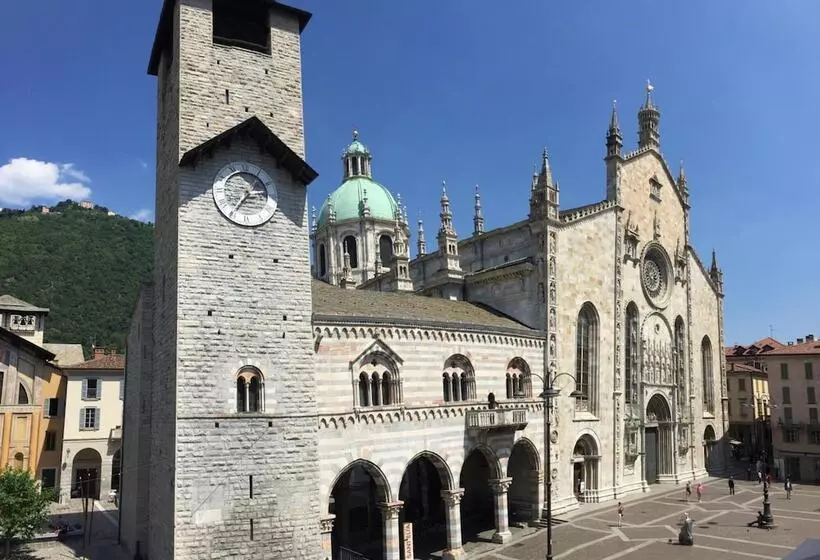پانسیون Casa Aurora Self Catering Studio Como Vacanze