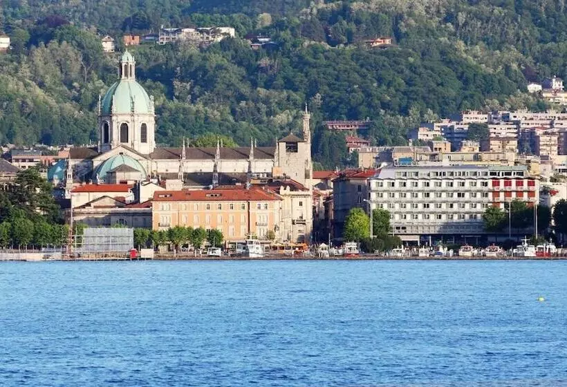 پانسیون Casa Aurora Self Catering Studio Como Vacanze
