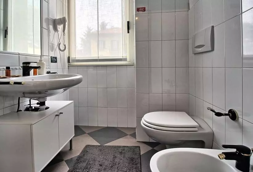 پانسیون Casa Aurora Self Catering Studio Como Vacanze