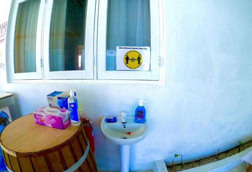 Pensión Wind Breeze Sunset View Inn