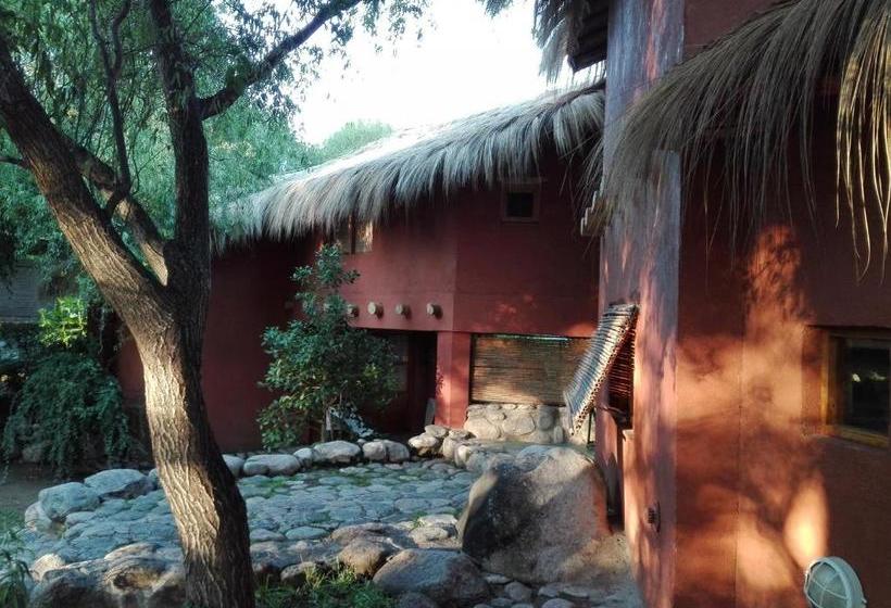 Hostel Posada La Valentina