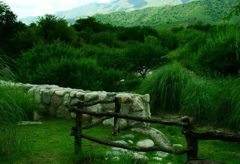 Retkeilymaja Posada La Valentina