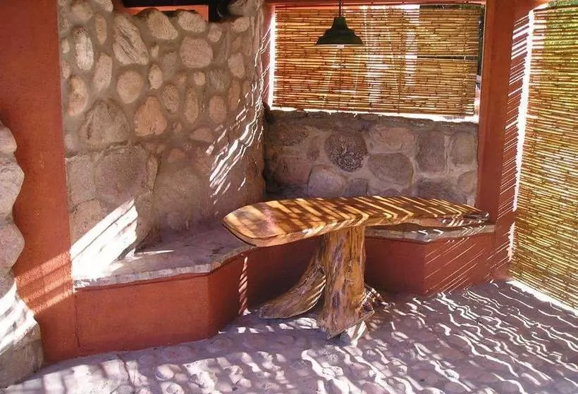 Retkeilymaja Posada La Valentina