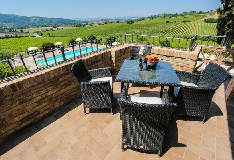 Отель Agriturismo Il Divin Casale