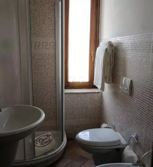 Hotelli Agriturismo Il Divin Casale