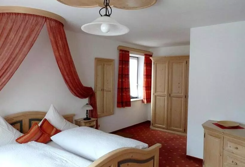 Majatalo Gästehaus Pointner