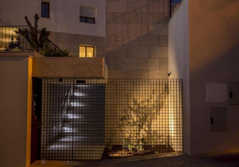 پانسیون Somewhere  Estoril Guesthouse