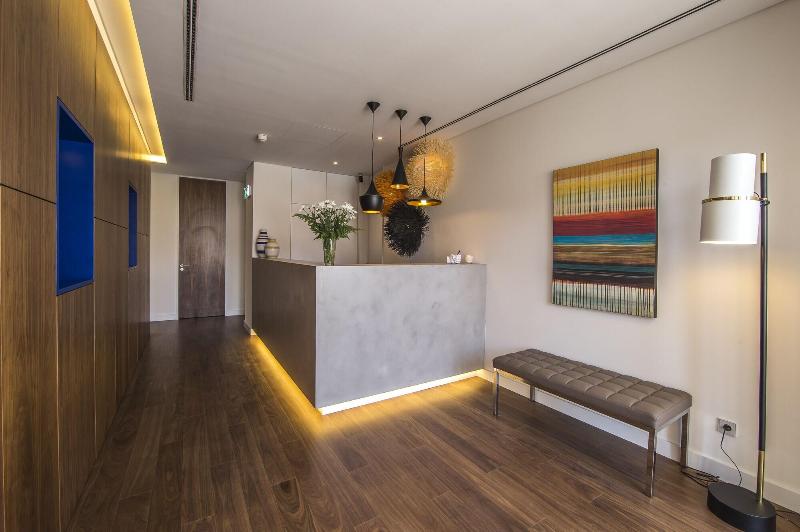 پانسیون Somewhere  Estoril Guesthouse