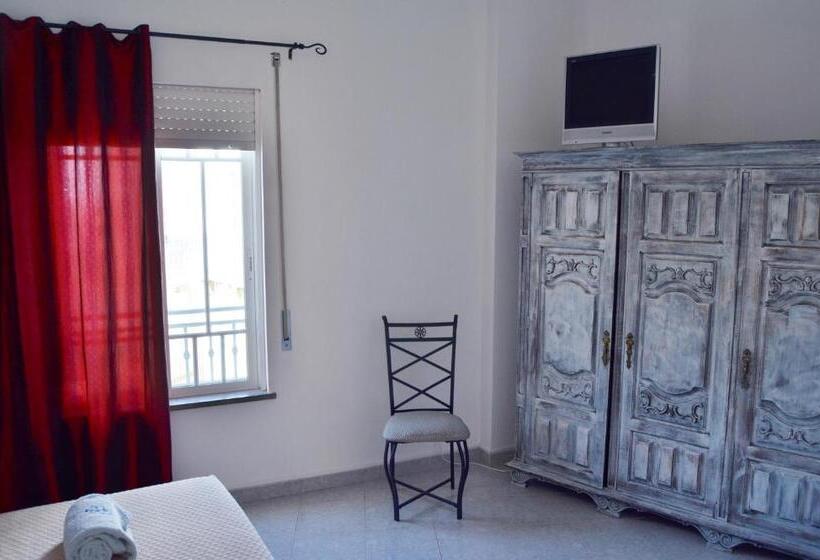 بنسيون Bjb Alojamentos