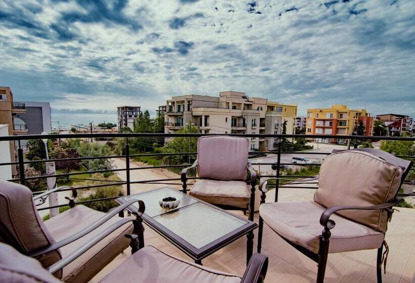 پانسیون Boutique Vila White Duchess