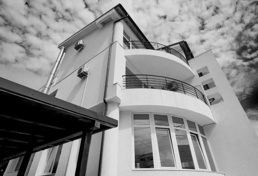 Pensiune Boutique Vila White Duchess