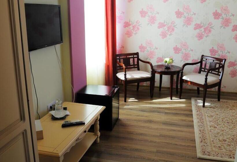 پانسیون Boutique Vila White Duchess