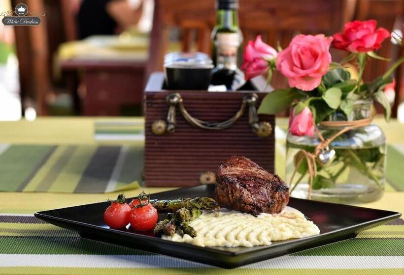 پانسیون Boutique Vila White Duchess