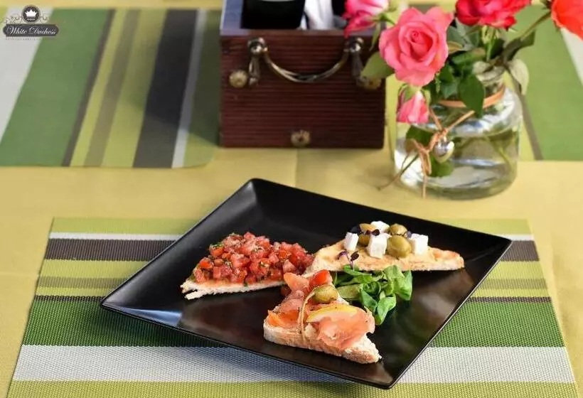 Pensiune Boutique Vila White Duchess