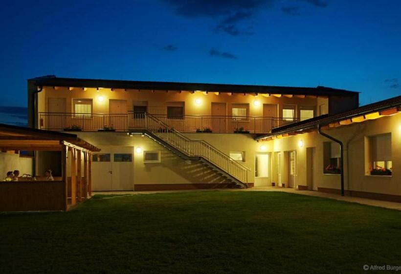 Pensionat Gästehaus Lackenblick