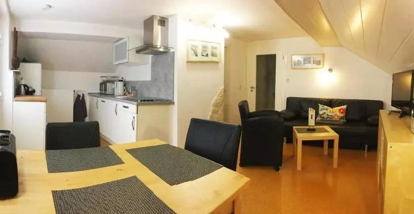 ユースホステル Appartement Pension Schüßler