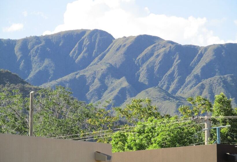 فندق صغير Las Cardas Posada