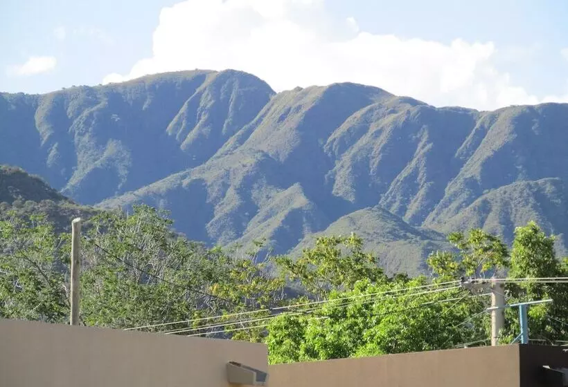 Retkeilymaja Las Cardas Posada