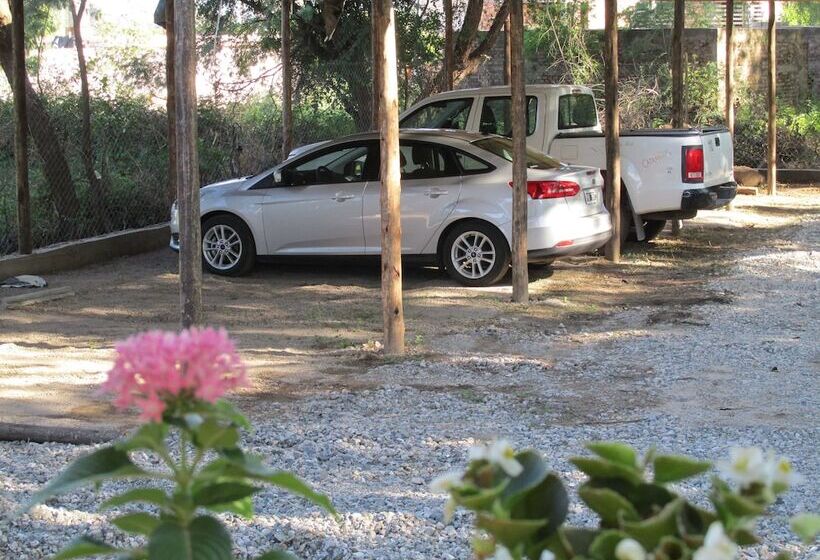 فندق صغير Las Cardas Posada