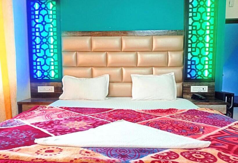 פנסיון Blooming Star Guest House