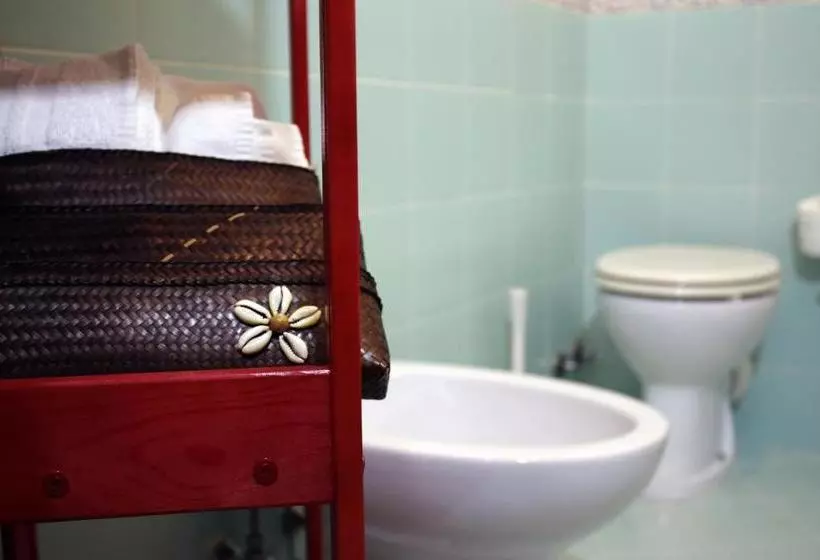 پانسیون I Continenti Guest House