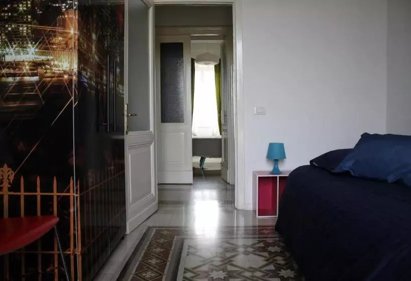 پانسیون I Continenti Guest House